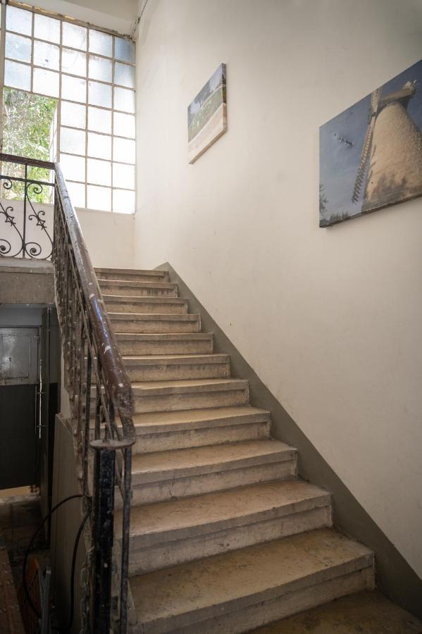 Paamonim Central Studios Jerusalem Exterior photo
